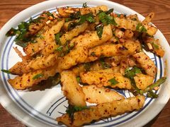 -云海肴·汽锅鸡·云南菜(天山百盛优客店)