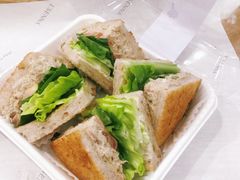 -罗森尼娜(德思勤店)