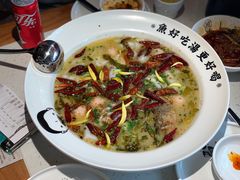 -江渔儿酸菜鱼(奥园广场金发购物中心店)