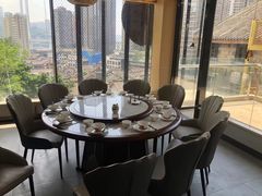 -嫩芽 ·地道重庆菜(十八梯露台夜景店)