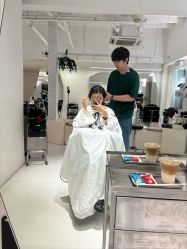 -SALON DE VANHADA