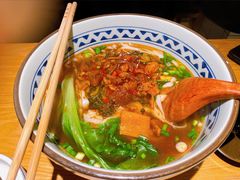 酸菜牛腩粉-三两粉(深圳龙华上塘店)
