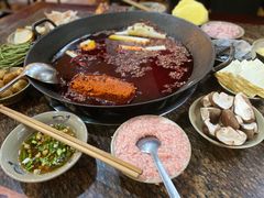 -星鸿社重庆老火锅(燃灯寺分店)