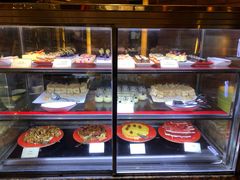 面包甜点陈列柜-马哥孛罗咖啡厅·Cafe Marco (厦门马哥孛罗东方大酒店)