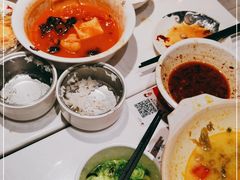 -渝是乎酸菜鱼(龙旗购物中心店)