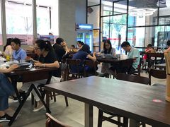 大堂-四季小馆·地道北京小吃(广百店)