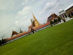 -皇家田广场(อนุสาวรีย์ทหารอาสา)