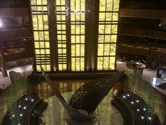 -上海滴水湖皇冠假日酒店