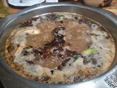 -袁记串串香(川师店)