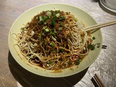凉面-巴厘龙虾·榜首油焖大虾(洞庭·艺术洋房店)