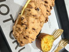 -HOT CRUSH趁热集合·现烤面包(环球港店)