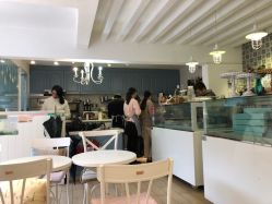 -明匠曲蛋糕西点屋(穗花新村店)