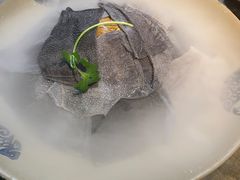 -渝嘴小老弟老火锅(华新村店)