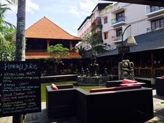 -Pundi Pundi Restaurant