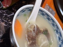 滋补牛尾汤-龍二烧肉酒场(九亭店)