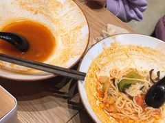 -刀小蛮半只鸡过桥米线(新奥购物中心店)