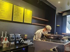 -星巴克臻选(莘庄仲盛店)