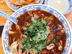 卤煮火烧-门框胡同百年卤煮(新街口店)