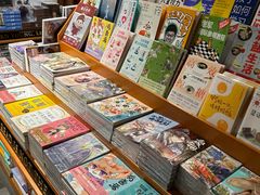 -西西弗书店&矢量咖啡(凯德晶萃广场店)