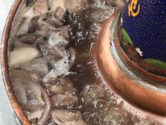 -毛辣果·贵州红酸汤牛肉火锅(西单店)