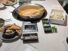 -喃喃椰·糟粕醋·椰子鸡火锅(七堡花园店)