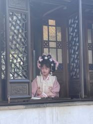 -一揽芳华汉服旗袍体验馆(拙政园店)
