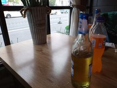 -愉肴麻辣香锅(中山路店)