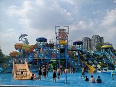 -欢乐水魔方水世界