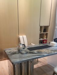 -香港倾城国际·美容美体中心