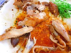 大鹏窑鸡-鹏城人家海鲜酒家·23年老字号(较场尾店)