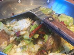 干锅包菜-老湘亲·品鉴湘菜(蔡塘爱琴海店)