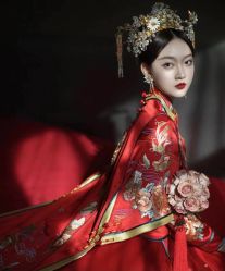 -艾朵婚纱