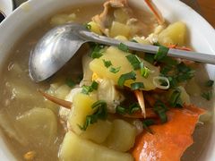 -大树下饭店(春晓镇慈岙社区卫生服务站南)