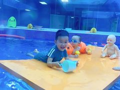 -小伢儿水中体适能俱乐部(中泰店)