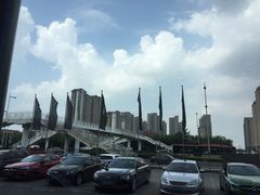 -天津波士信达奔驰4S店(卫津南路店)