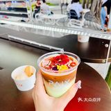 海心桥边的小银车☕️看着小蛮腰吹江风drink咖啡