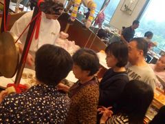 等位区-济南香格里拉·咖啡泉自助餐厅