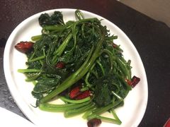 -万重锦·人文川菜馆(骡马市店)