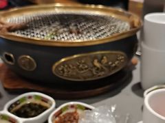 -山焱·炭火自助烤肉(周浦万达店)