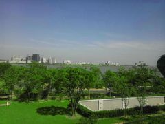 -上海滴水湖皇冠假日酒店