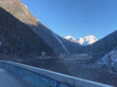 -亚拉雪山风景区