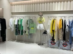 -广州壹马服装广场