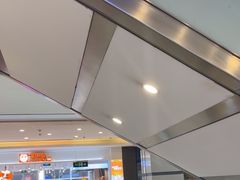 -来伊份(我格广场武宁路店)
