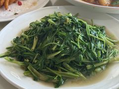 -七的湖·晚芳亭·阳澄湖农家菜·大闸蟹(莲花岛店)