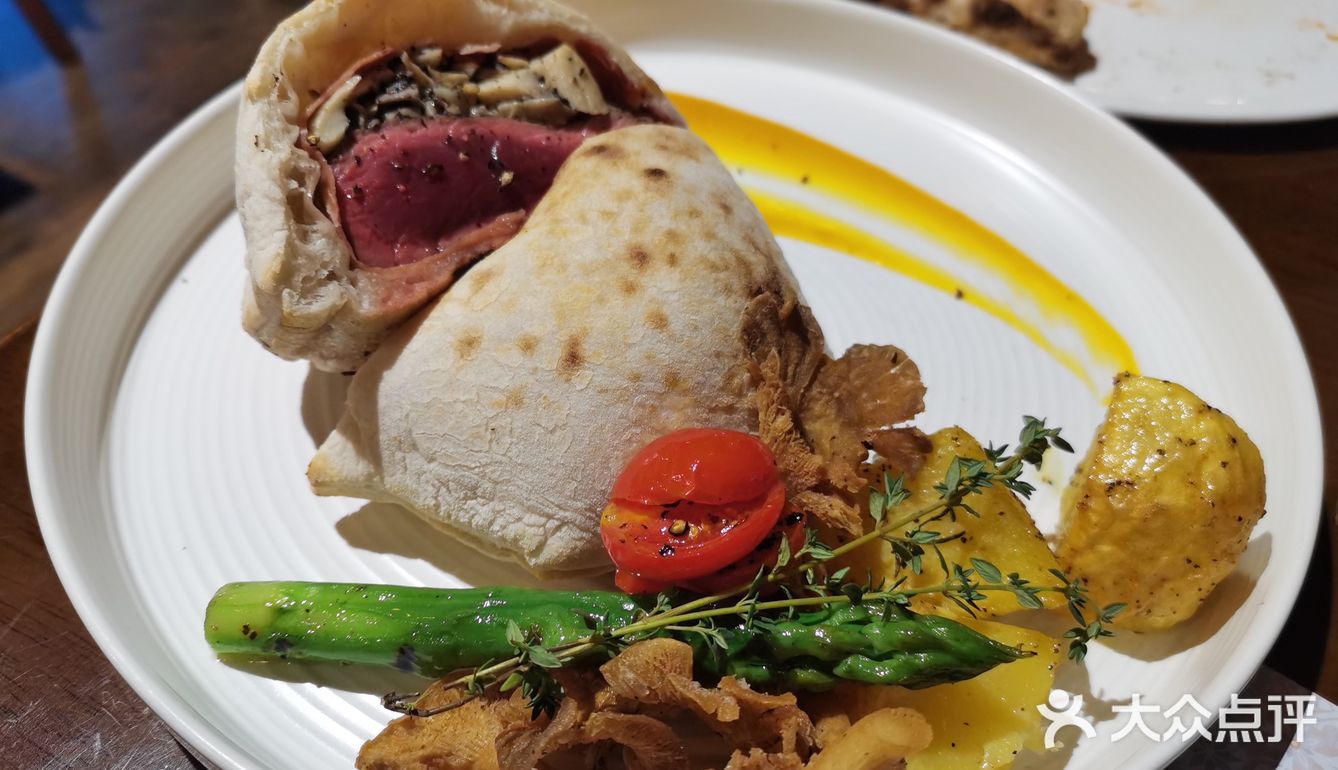 家人们！！仪式感满满的意大利餐厅不冲吗！