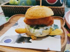 -水桶王国主题餐厅·聚会·生日派对·亲子活动·家庭套餐(亚龙湾希尔顿店)