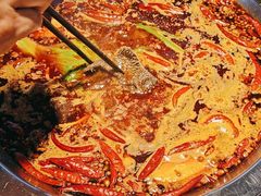 -茅草房·河畔园林火锅