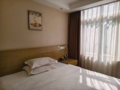 -锦江之星(广州海珠江泰路地铁站店)