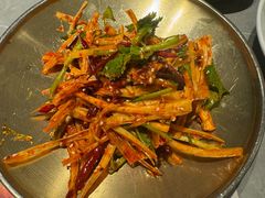 -草家酱蟹炭火烤肉店(珲春南路一店)