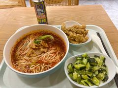 -成都名小吃(成都双流国际机场店)